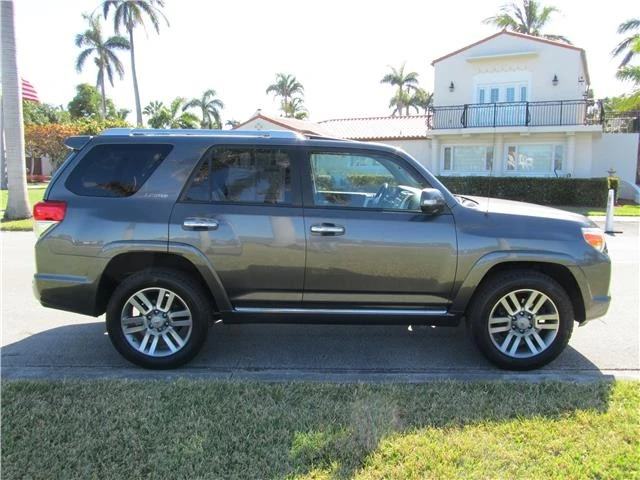 2010 Toyota 4Runner 5th Gen - Image 11 of 12