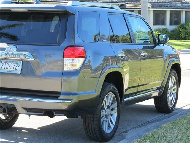 2010 Toyota 4Runner 5th Gen - Image 9 of 12