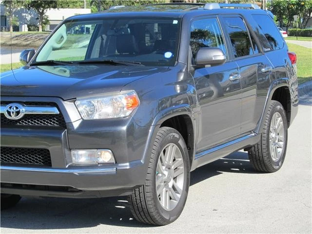 2010 Toyota 4Runner 5th Gen - Image 4 of 12