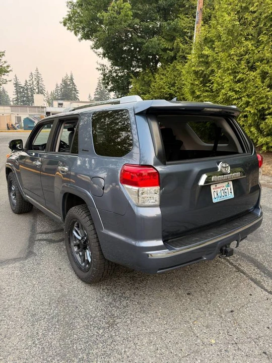 2010 Toyota 4Runner 5th Gen - Image 17 of 20