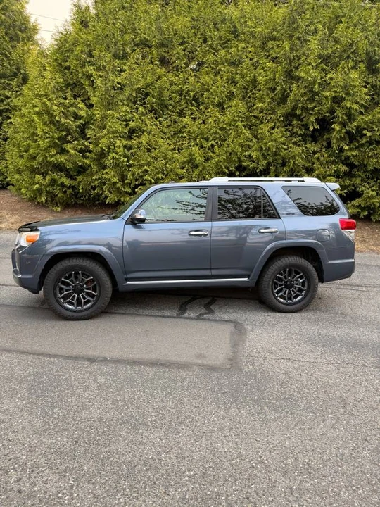 2010 Toyota 4Runner 5th Gen - Image 3 of 20