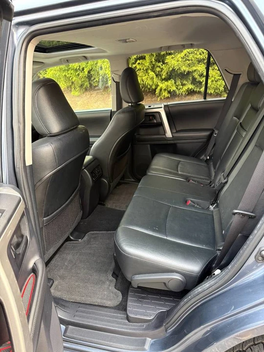 2010 Toyota 4Runner 5th Gen - Image 11 of 20