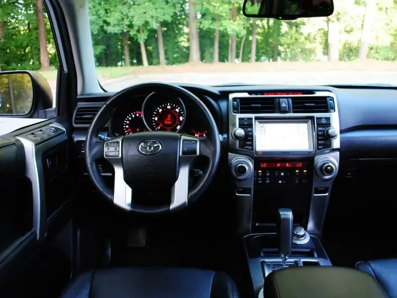 2010 Toyota 4Runner 5th Gen - Image 12 of 18