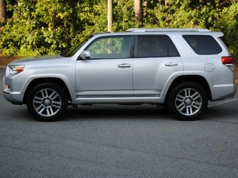 2010 Toyota 4Runner 5th Gen - Image 3 of 18