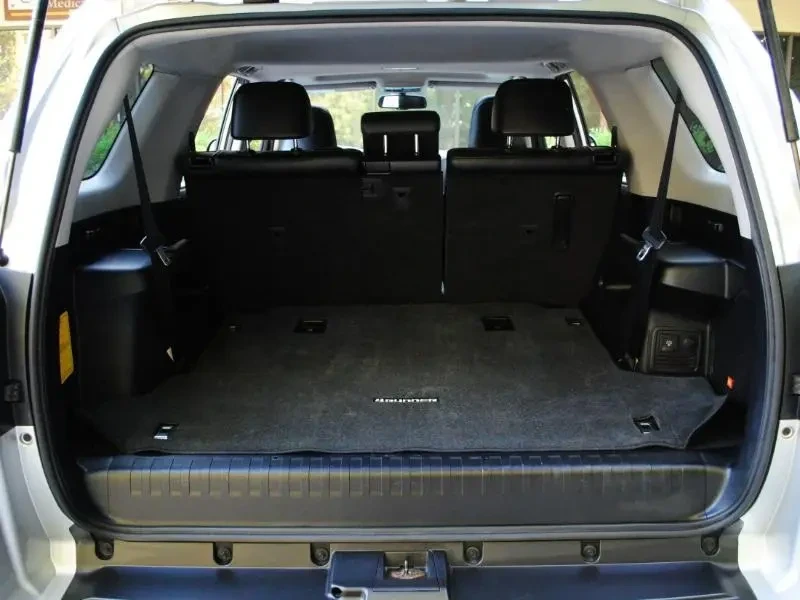 2010 Toyota 4Runner 5th Gen - Image 16 of 18