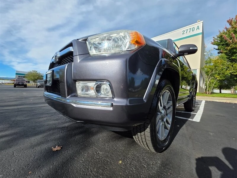 2010 Toyota 4Runner 5th Gen - Image 9 of 21