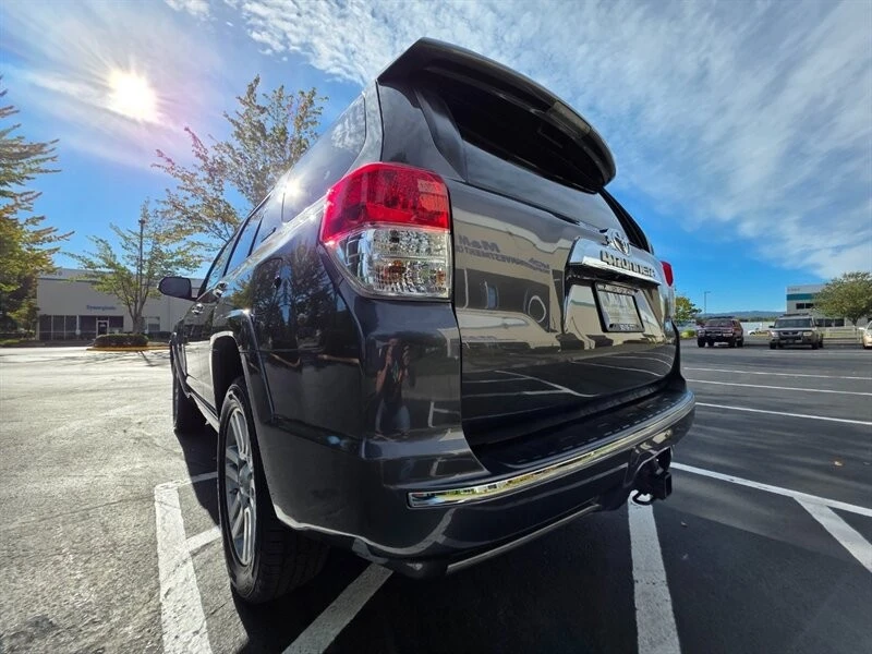 2010 Toyota 4Runner 5th Gen - Image 11 of 21