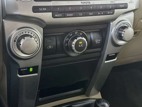 2010 Toyota 4Runner 5th Gen - Image 17 of 19