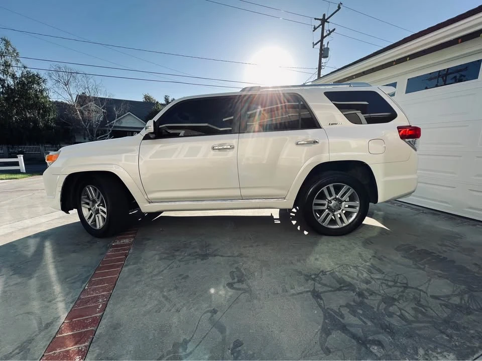 2010 Toyota 4Runner 5th Gen - Image 2 of 9