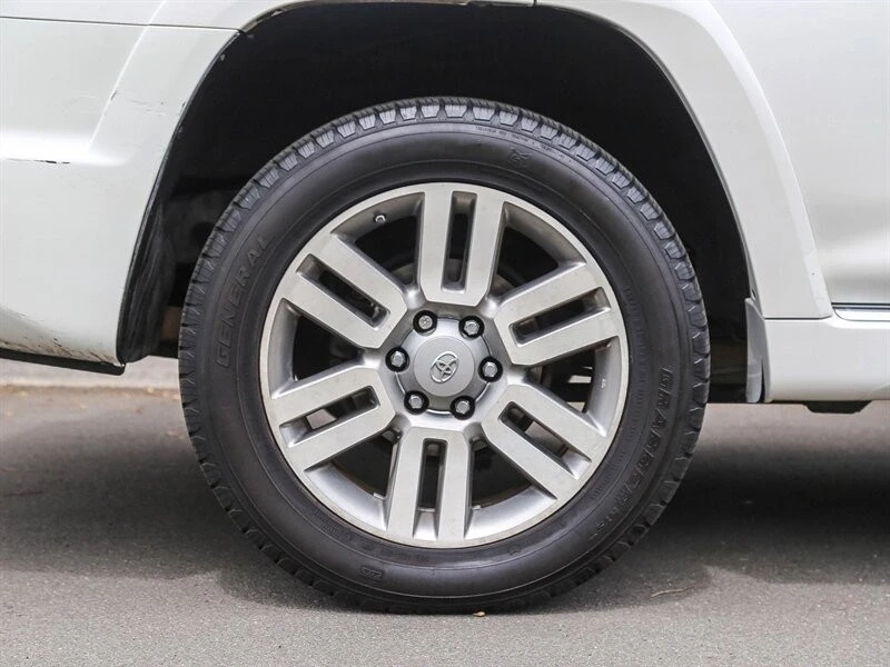 2010 Toyota 4Runner 5th Gen - Image 13 of 21