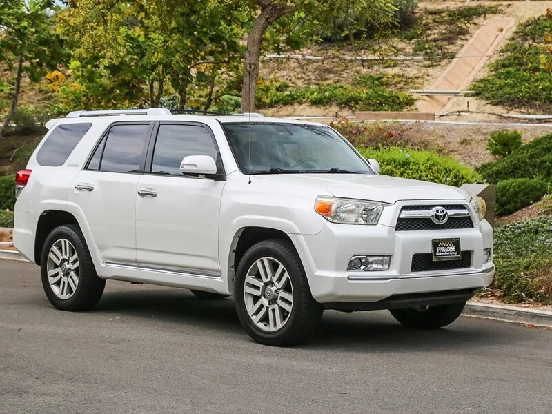 2010 Toyota 4Runner 5th Gen - Image 8 of 21