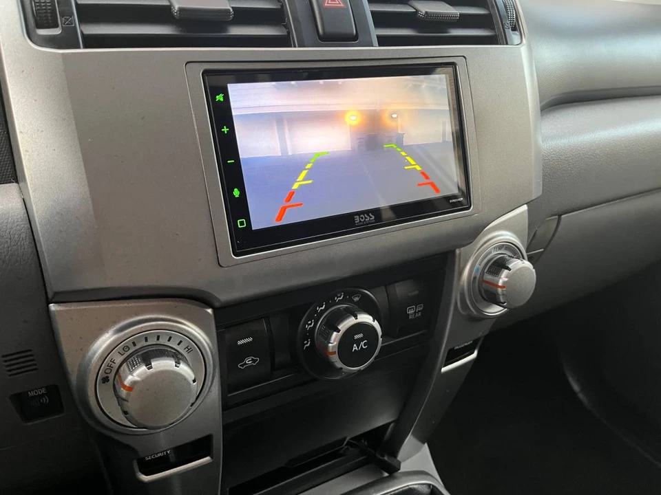 2010 Toyota 4Runner 5th Gen - Image 14 of 18