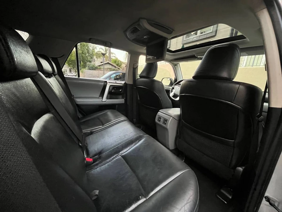 2010 Toyota 4Runner 5th Gen - Image 11 of 18