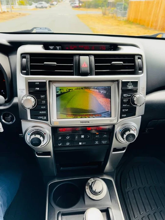 2010 Toyota 4Runner 5th Gen - Image 18 of 23