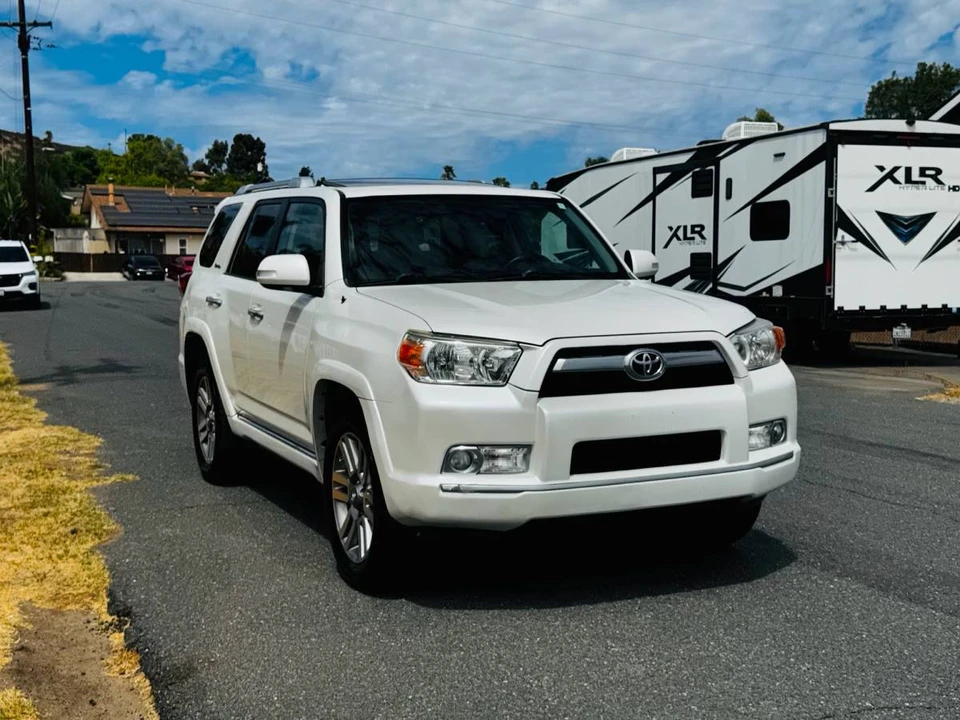 2010 Toyota 4Runner 5th Gen - Image 3 of 23