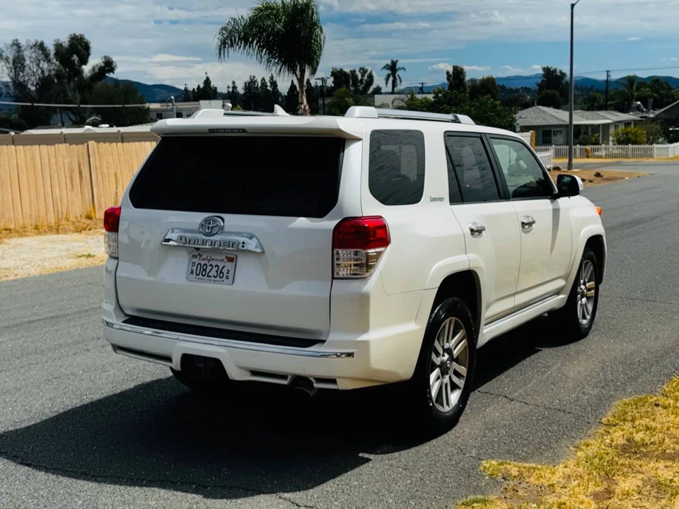 2010 Toyota 4Runner 5th Gen - Image 7 of 23