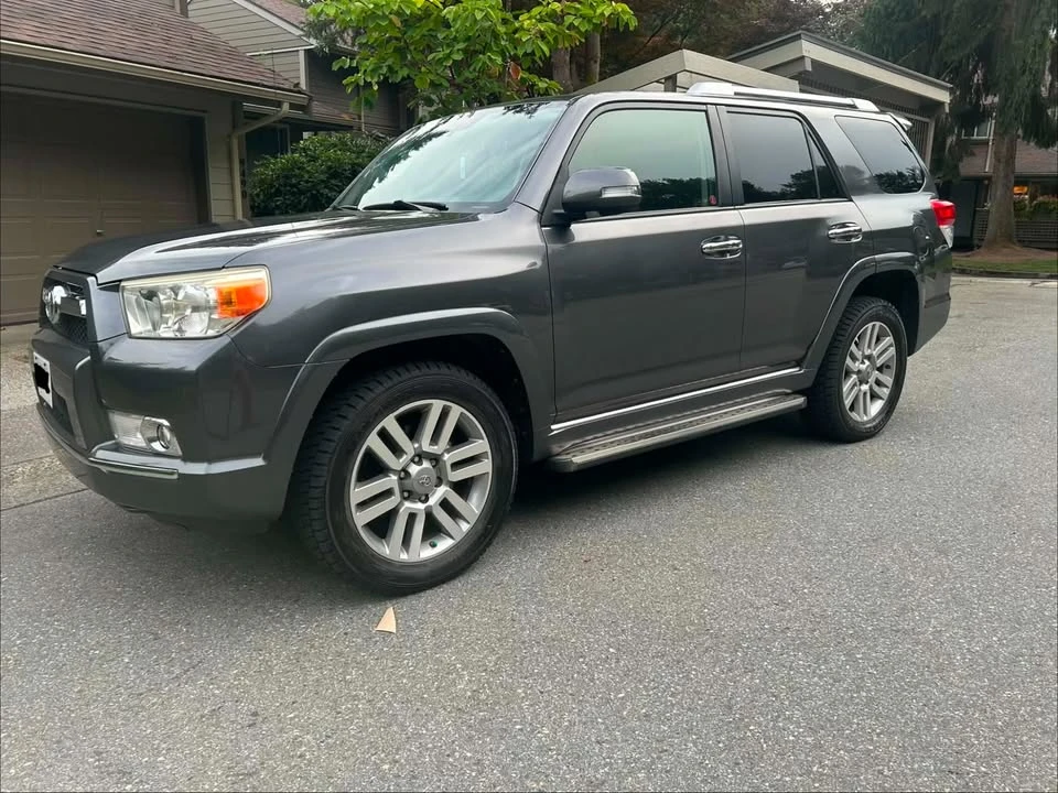2010 Toyota 4Runner 5th Gen - Image 2 of 18