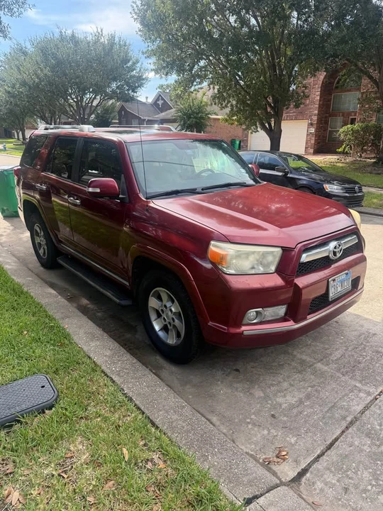2010 Toyota 4Runner 5th Gen - Image 3 of 10