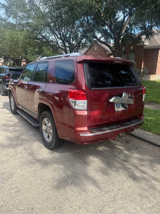 2010 Toyota 4Runner 5th Gen - Image 4 of 10