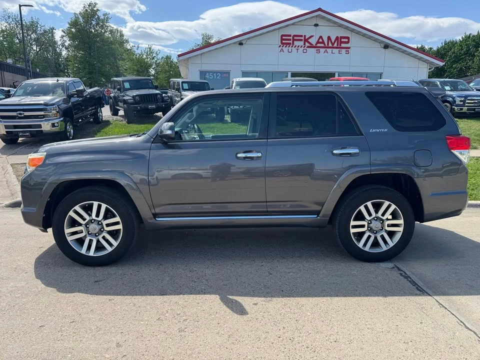 2010 Toyota 4Runner - Image 2 of 18