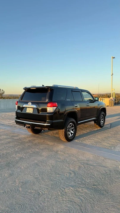2010 Toyota 4Runner 5th Gen - Image 5 of 15