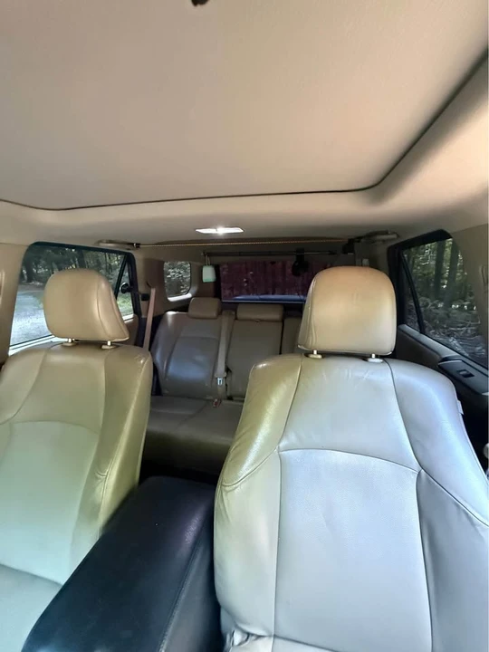 2010 Toyota 4Runner 5th Gen - Image 6 of 10