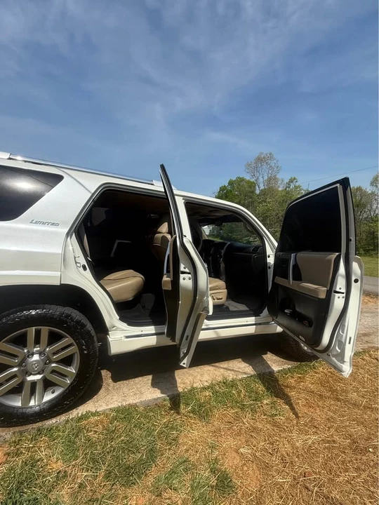 2010 Toyota 4Runner 5th Gen - Image 10 of 20