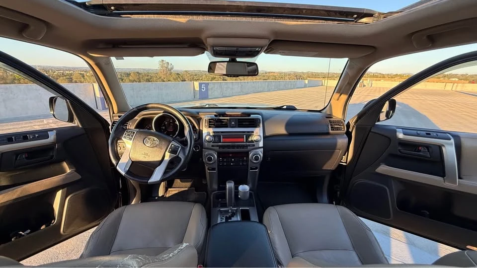 2010 Toyota 4Runner 5th Gen - Image 9 of 15