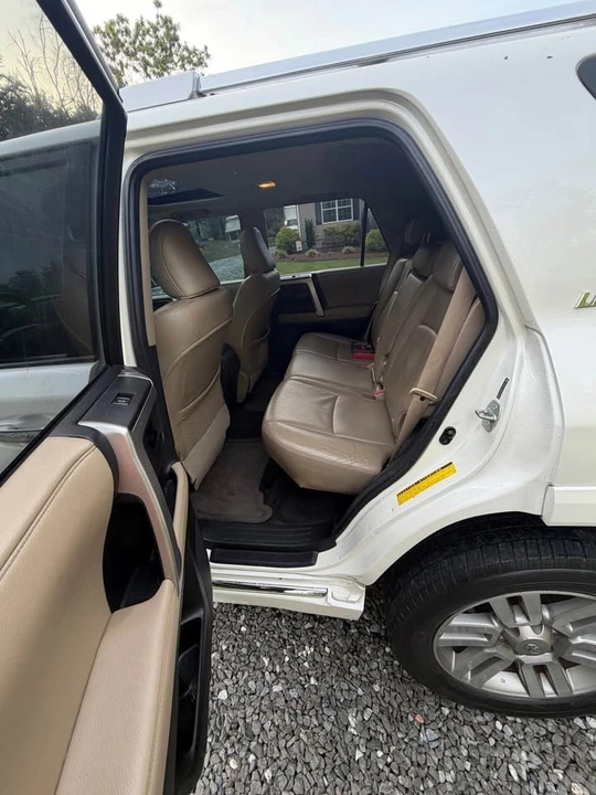 2010 Toyota 4Runner 5th Gen - Image 5 of 11