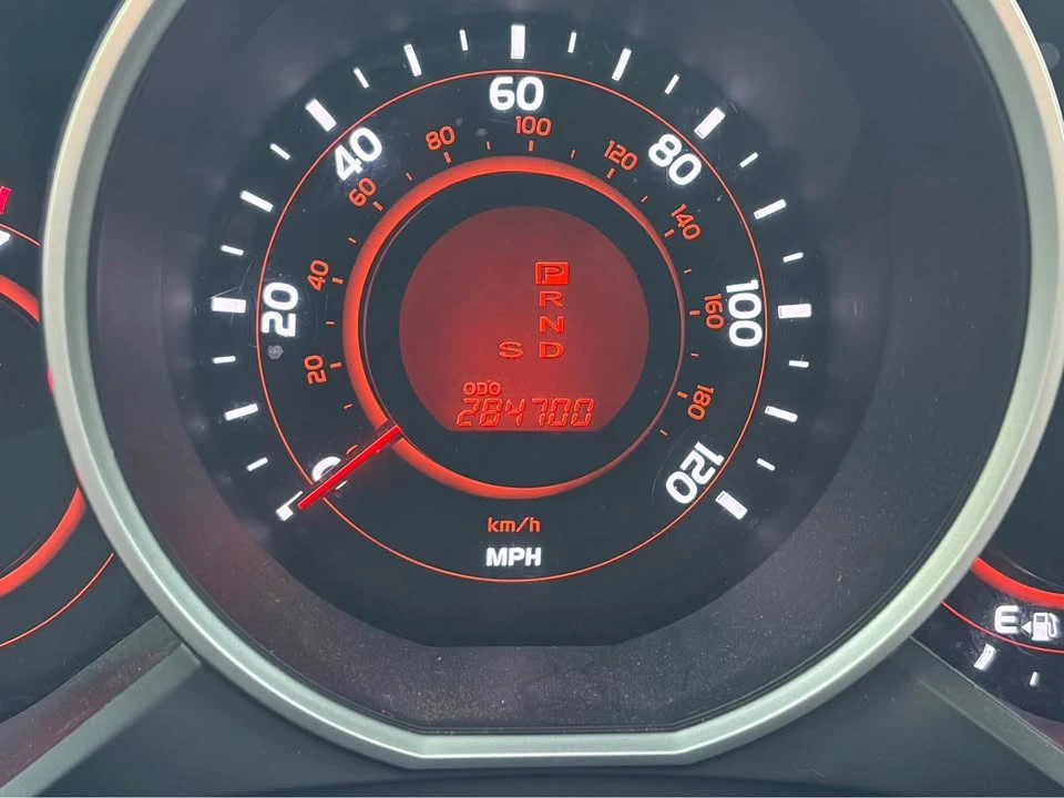 2010 Toyota 4Runner 5th Gen - Image 6 of 11