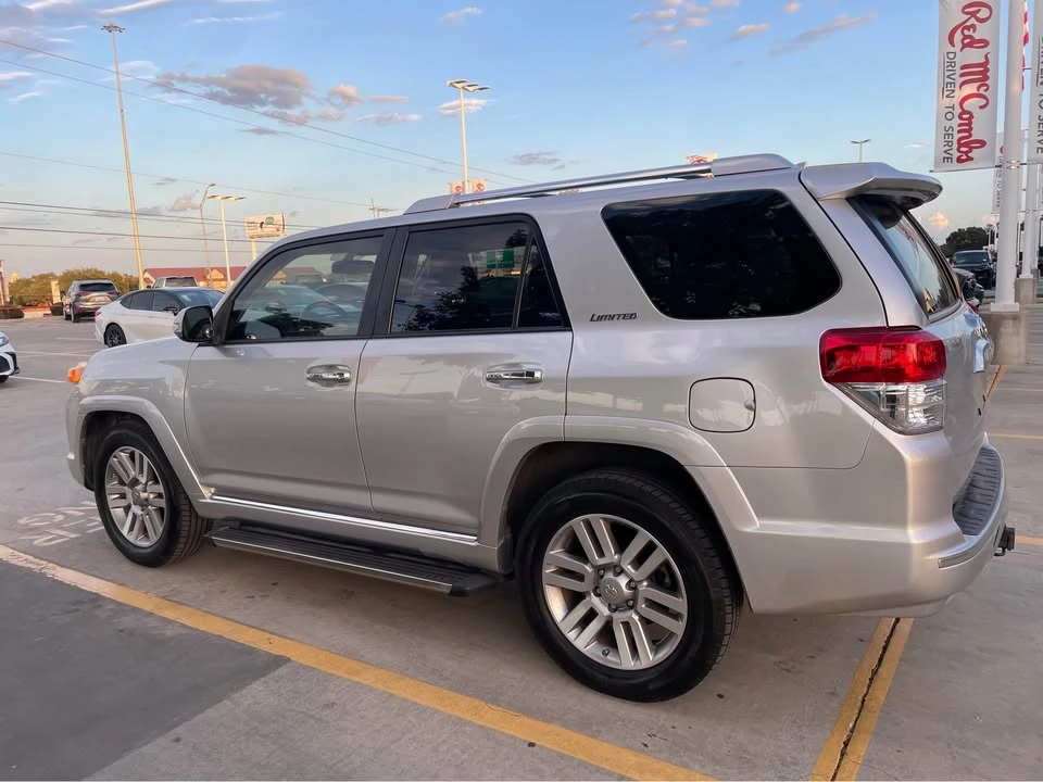 2010 Toyota 4Runner 5th Gen - Image 2 of 10