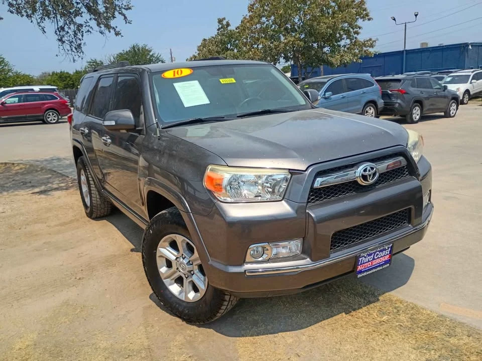 2010 Toyota 4Runner 5th Gen - Image 5 of 12