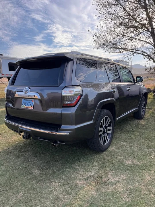2010 Toyota 4Runner 5th Gen - Image 5 of 10