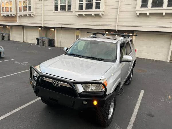 2010 Toyota 4Runner 5th Gen - Image 2 of 16
