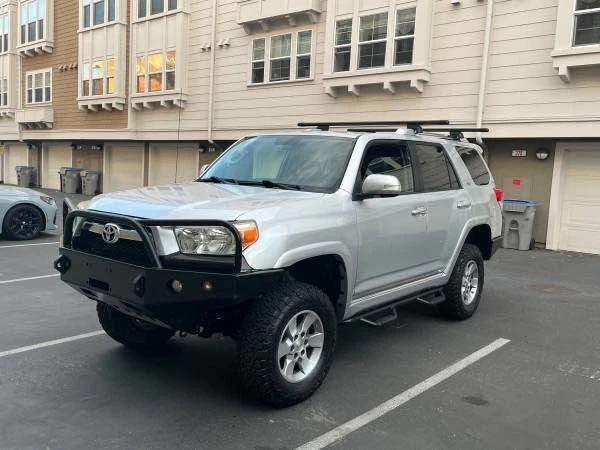 2010 Toyota 4Runner 5th Gen - Image 3 of 16