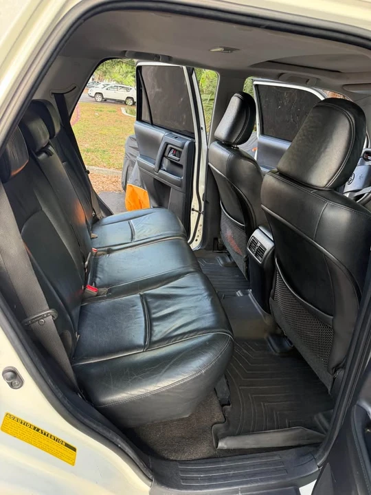 2010 Toyota 4Runner 5th Gen - Image 8 of 10