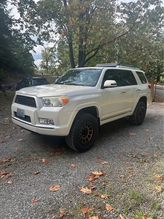2010 Toyota 4Runner 5th Gen - Image 2 of 14