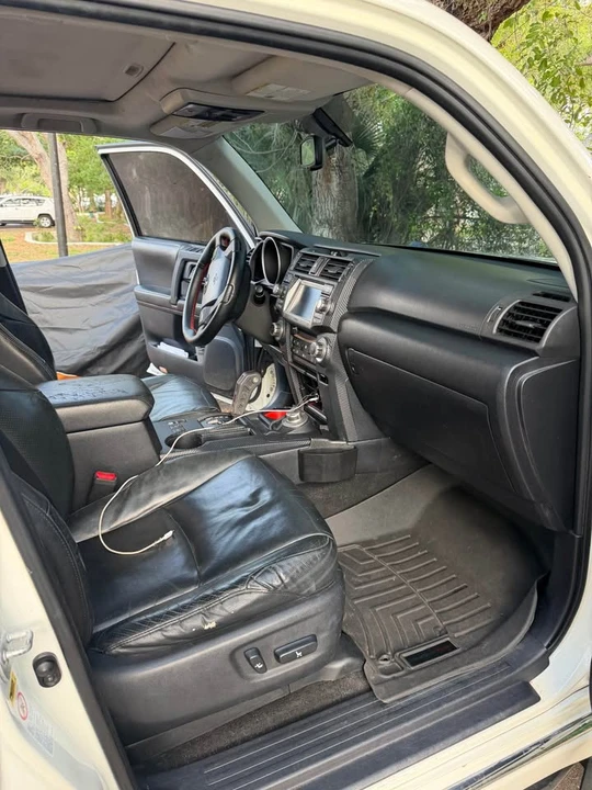 2010 Toyota 4Runner 5th Gen - Image 7 of 10