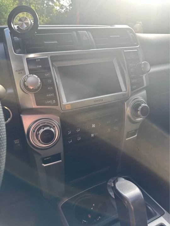 2010 Toyota 4Runner 5th Gen - Image 12 of 14