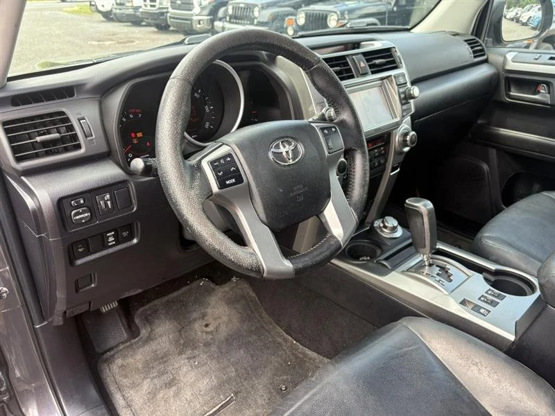 2010 Toyota 4Runner 5th Gen - Image 9 of 20