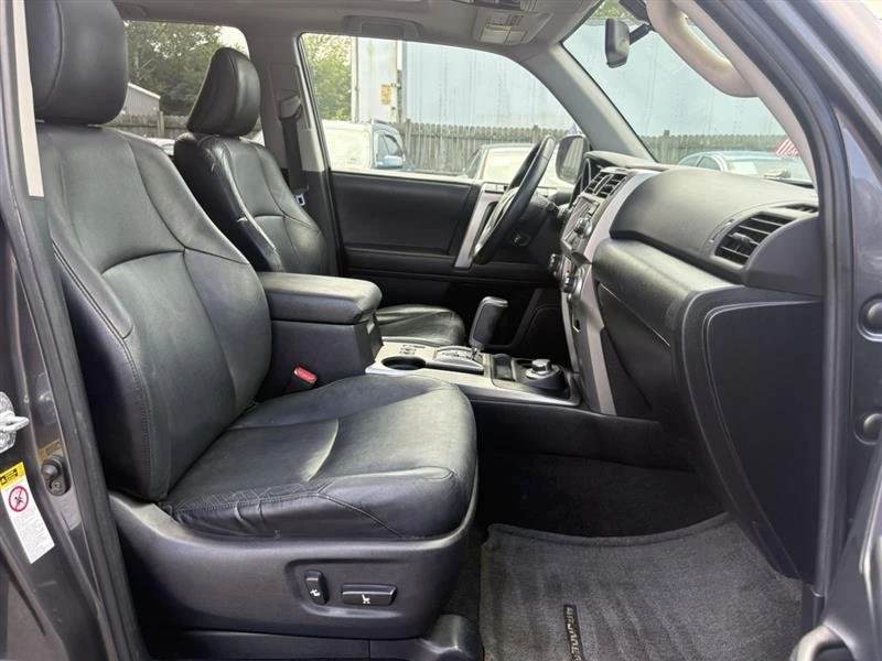 2010 Toyota 4Runner 5th Gen - Image 19 of 20