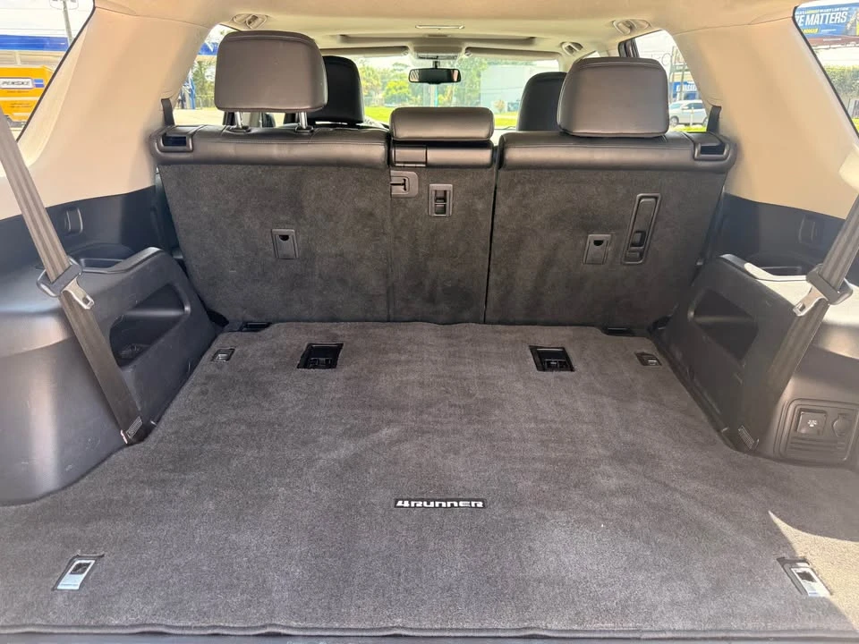 2010 Toyota 4Runner 5th Gen - Image 6 of 8