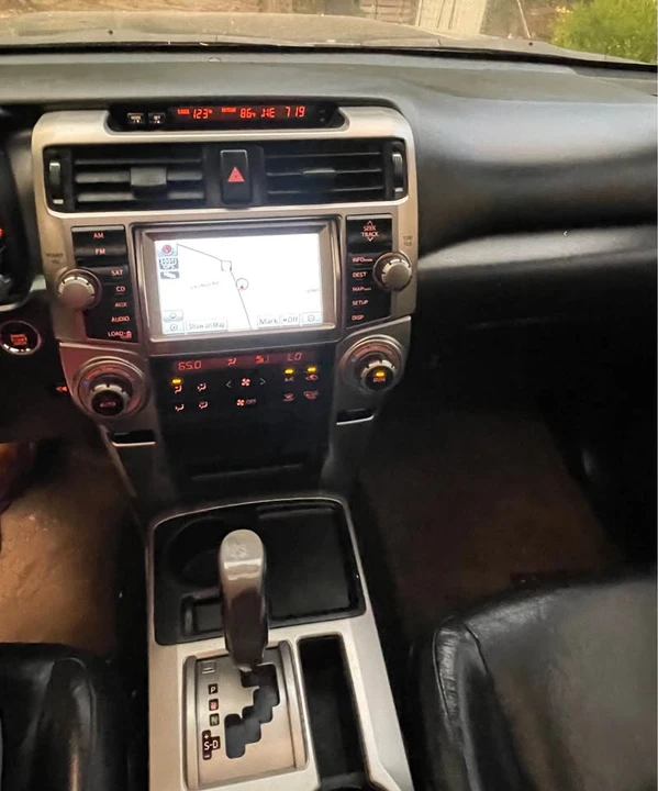 2010 Toyota 4Runner 5th Gen - Image 6 of 20