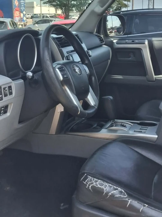 2010 Toyota 4Runner 5th Gen - Image 5 of 7