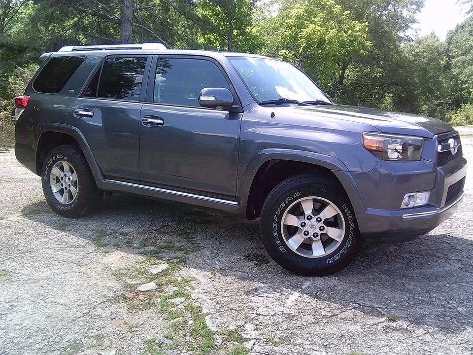 2010 Toyota 4Runner 5th Gen - Image 8 of 20