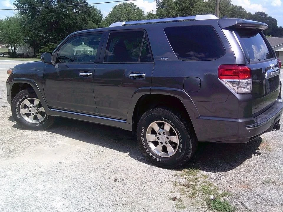 2010 Toyota 4Runner 5th Gen - Image 3 of 20