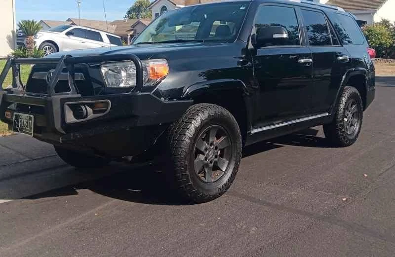 2010 Toyota 4Runner 5th Gen - Image 3 of 7