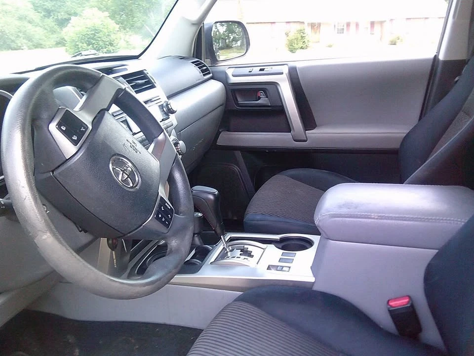 2010 Toyota 4Runner 5th Gen - Image 11 of 20
