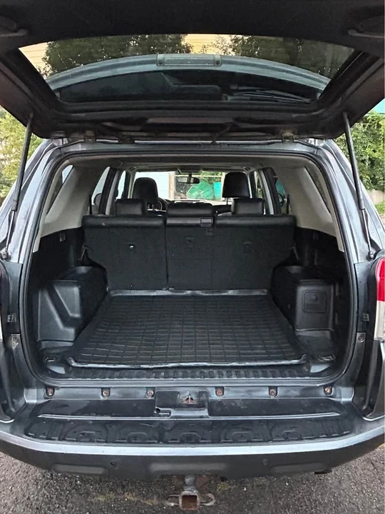 2010 Toyota 4Runner 5th Gen - Image 6 of 11