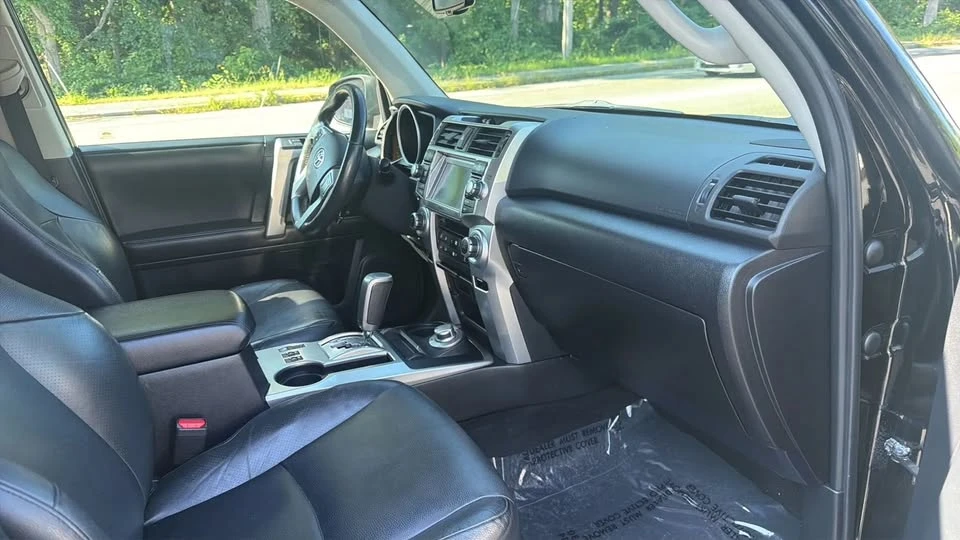 2010 Toyota 4Runner 5th Gen - Image 17 of 20